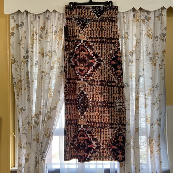 NWT Ultra Flirt Maxi Skirt - Picture 3 of 5